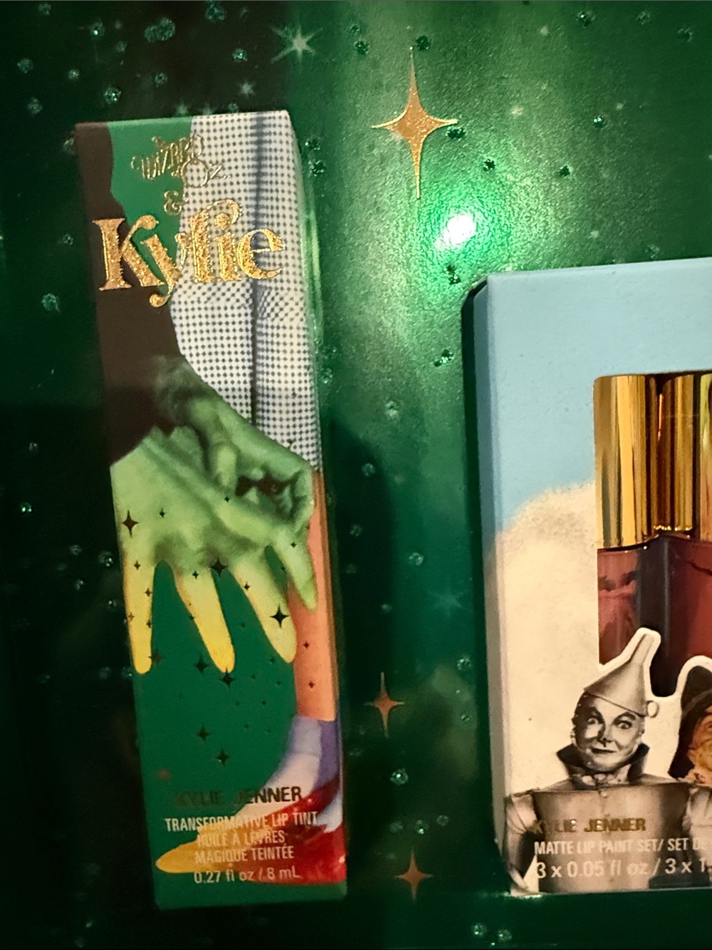 Kylie Cosmetics Lipstick Set - Wizard of Oz & Kylie Special Edition - Picture 5 of 16
